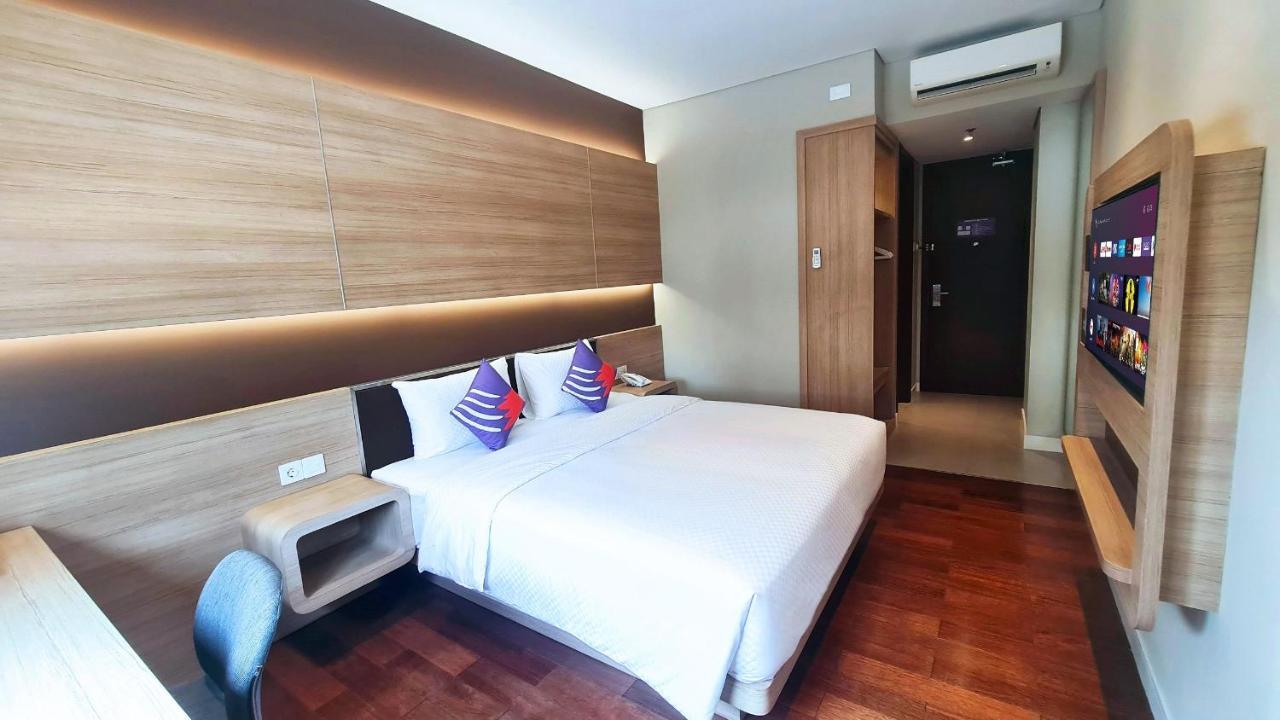 Fox Lite Grogol Jakarta Extérieur photo