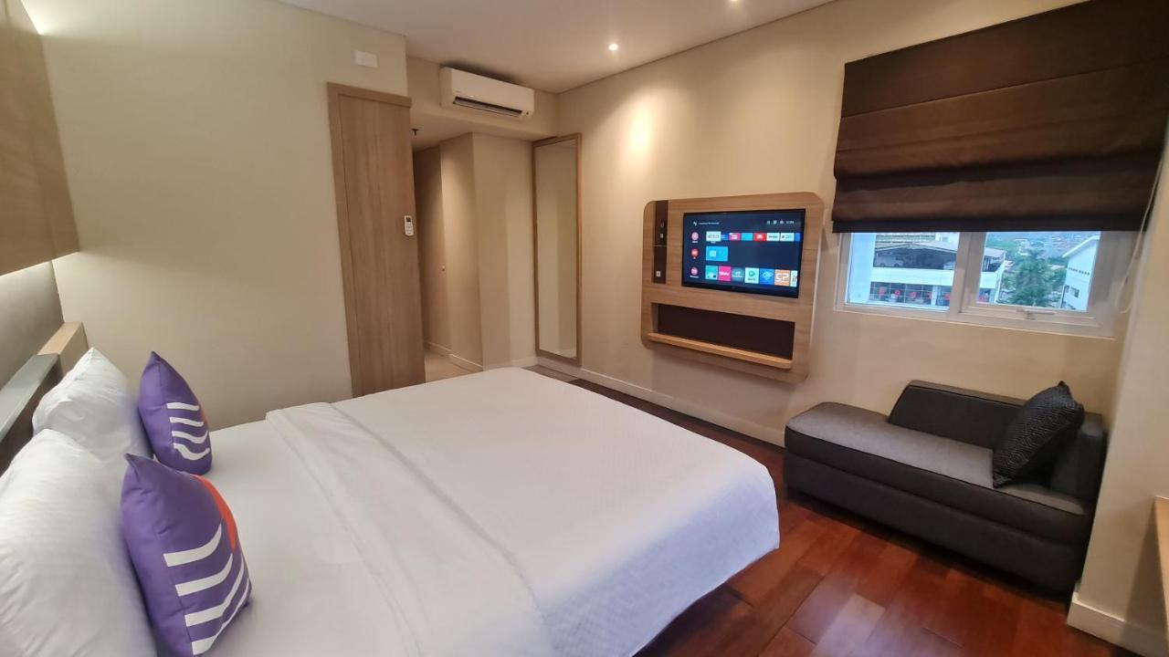 Fox Lite Grogol Jakarta Extérieur photo